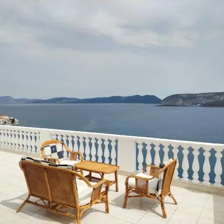 Kd Luxury Apartment Ermioni
